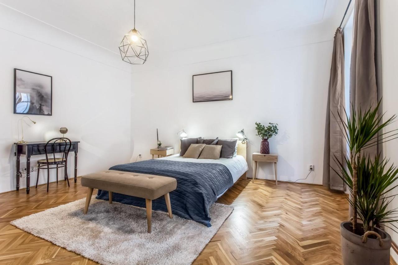 Appartement Old Town 2 Bdr Apartment, Free Coffee